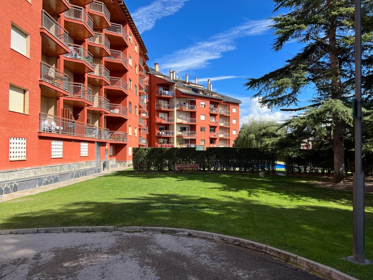 Piso Puigcerda Vistas Y Piscina Apartamento Exterior foto
